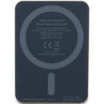 Guess MagSafe Metal Script Logo induction power bank 5W 3000mAh - gold - Image 3