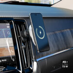 SBS TESUPP15WRETRACABL Wireless Charger Smartphone Holder with Retractable Cable Compatible with MagSafe - Black - Image 3