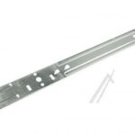 Ukse hingede kinnitus 1888190200 nõudepesumasinale Beko DIN24310, Arcelik ja teistele mudelitele